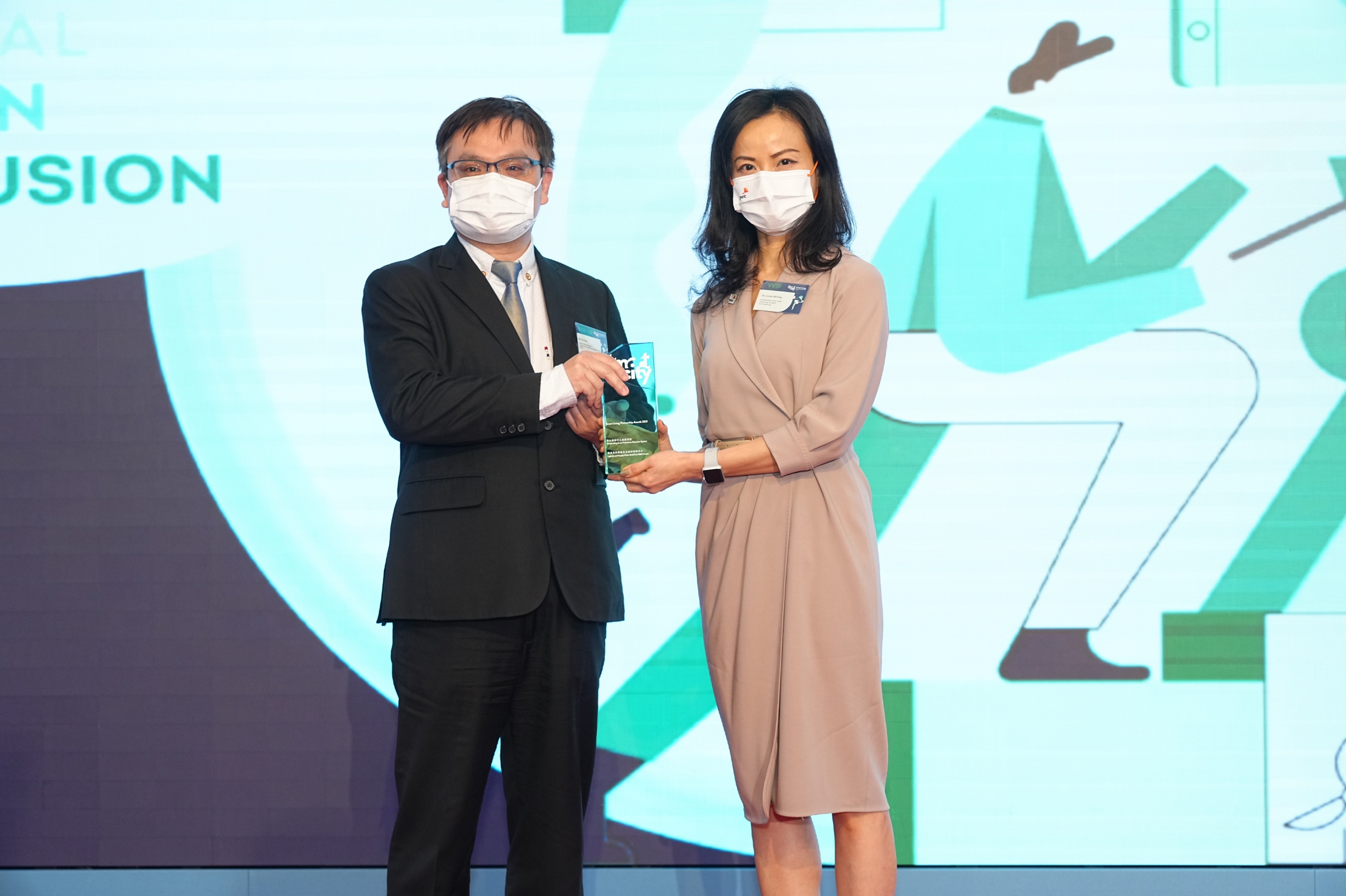 Self Photos / Files - 01. CAS09384